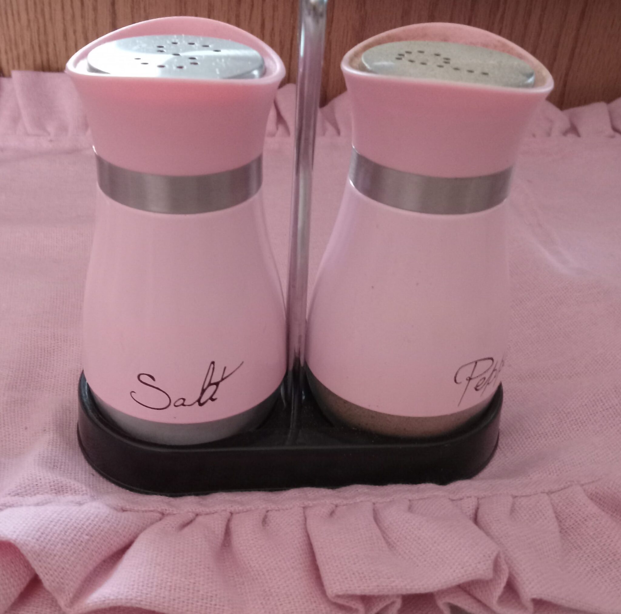 pink salt shaker setPink Salt Shaker Set, Pink Salt and Pepper Shakers, Pink Kitchen Accessories, Affordable Salt Shakers, Kitchen Decor, Functional Salt Shakers, Pink Kitchen Ideas, Stylish Salt Shaker Set, Budget-Friendly Kitchen Accessories, Salt and Pepper Set with Stand