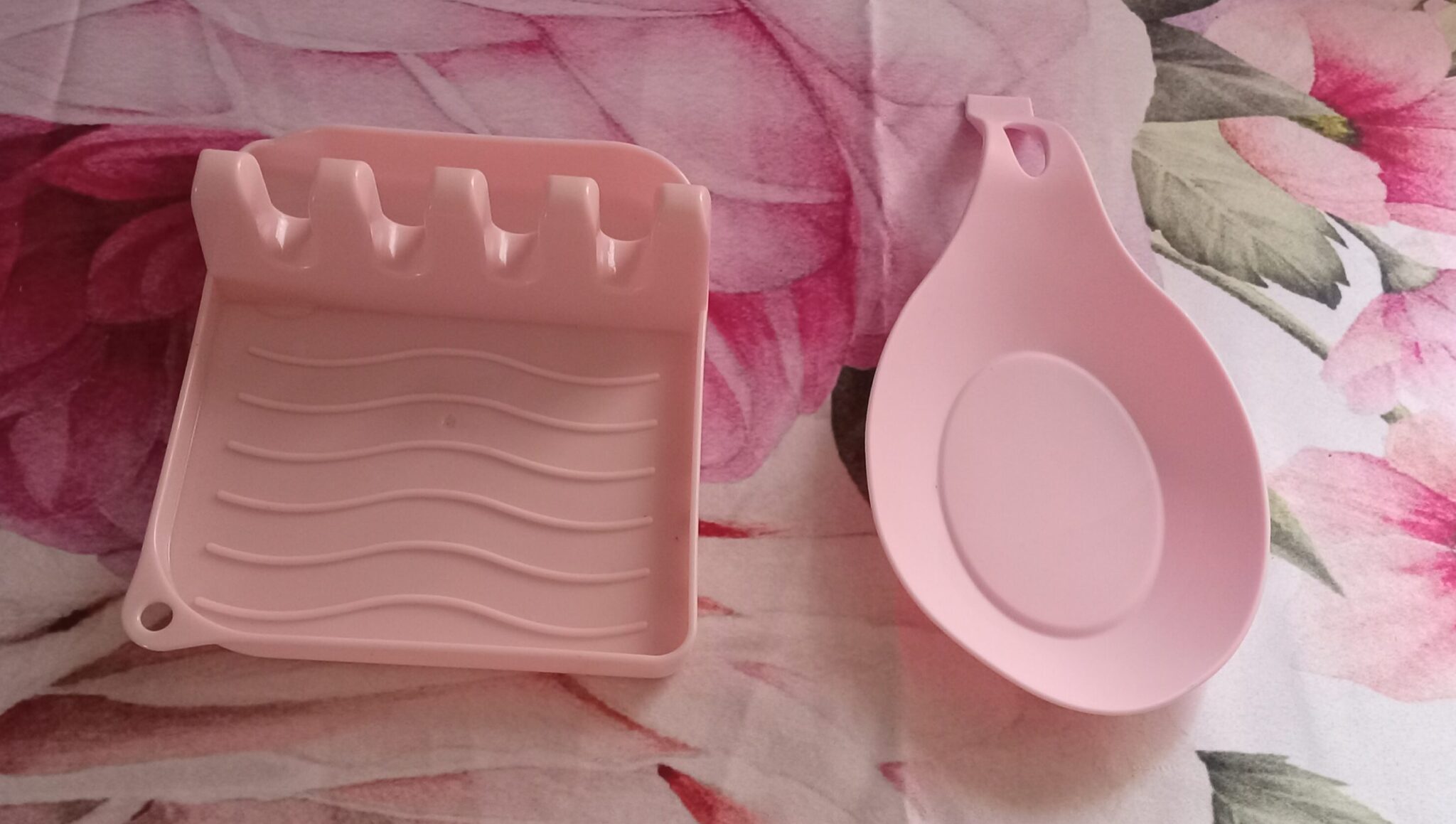 Pink Silicone Spoon Rest Set, silicone spoon rest, kitchen spoon rest, durable spoon rest, heat-resistant spoon rest, stylish kitchen accessories, cooking utensils holder, kitchen organization, affordable kitchen upgrades, kitchen decor, silicone rest for utensils