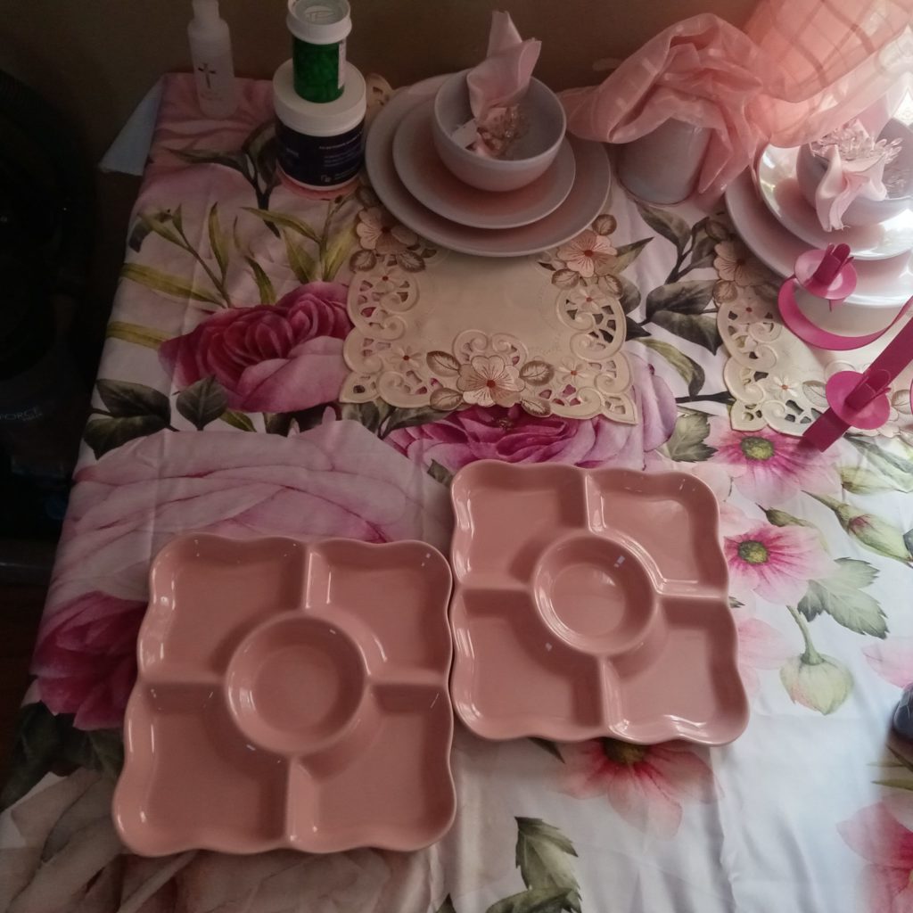 Pink porcelain serving trays, pink serving trays, porcelain serving trays, stylish serving trays, elegant kitchen trays, serving trays for entertaining, pink kitchen accessories, durable serving trays, best serving trays, pink trays for parties