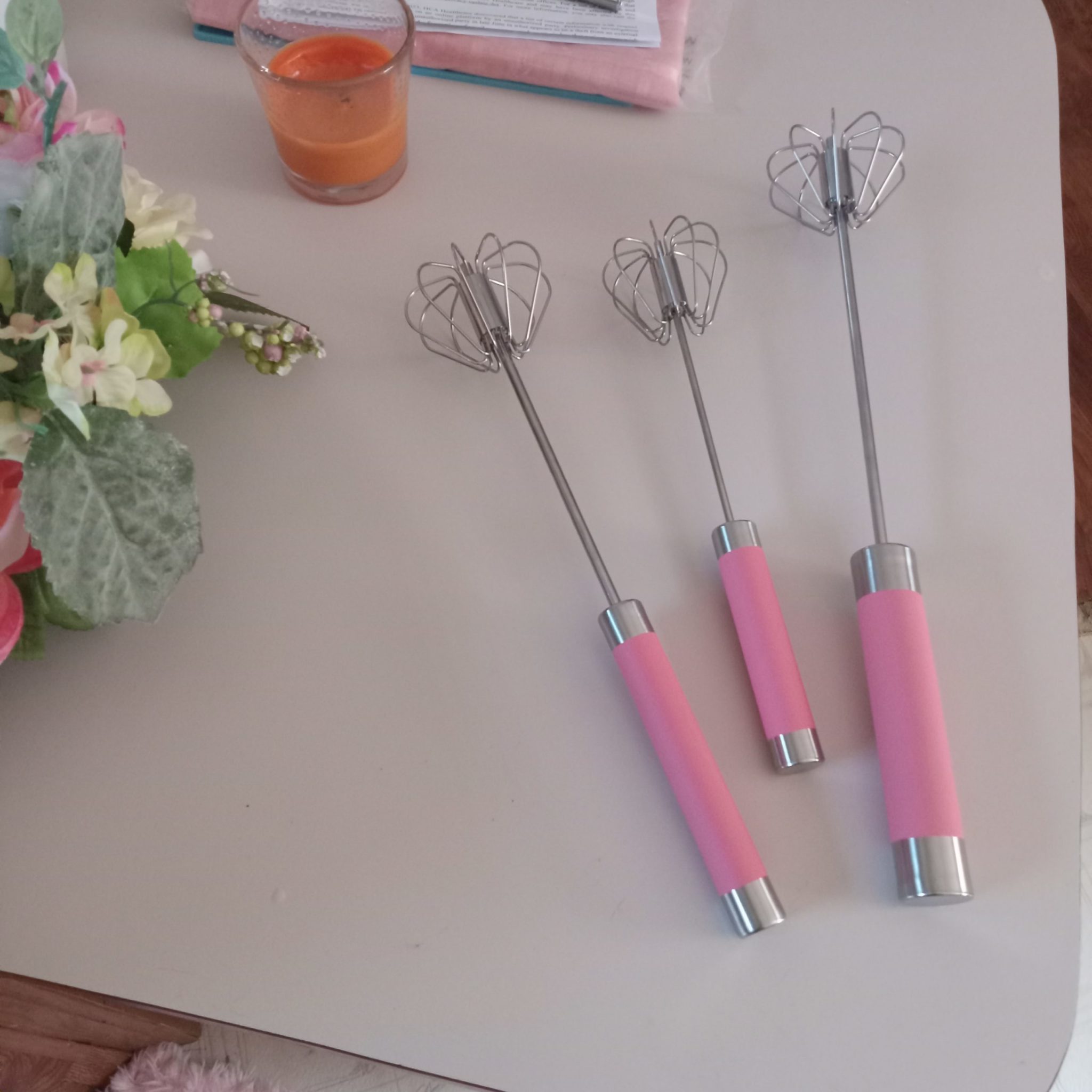 pretty pink whisk set