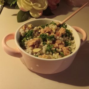 Tuna and Barley Grain Bowl tuna barley bowl healthy tuna grain bowl pearled barley recipes yellowfin tuna bowl healthy grain bowl kale grain bowl tuna and barley salad protein packed grain bowl quick healthy bowl meal easy grain bowl recipes tuna barley bowl recipe healthy lunch ideas