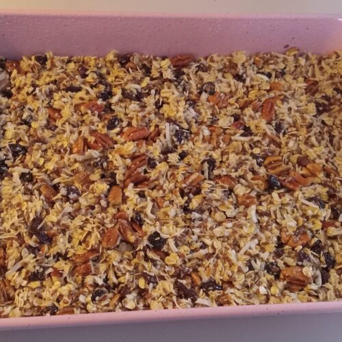 Homemade granola honey coconut granola healthy granola recipe homemade granola recipe coconut granola granola with honey easy granola recipe crunchy granola breakfast granola granola with oats Homemade Honey Coconut Granola