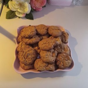 homemade pecan caramel cookies