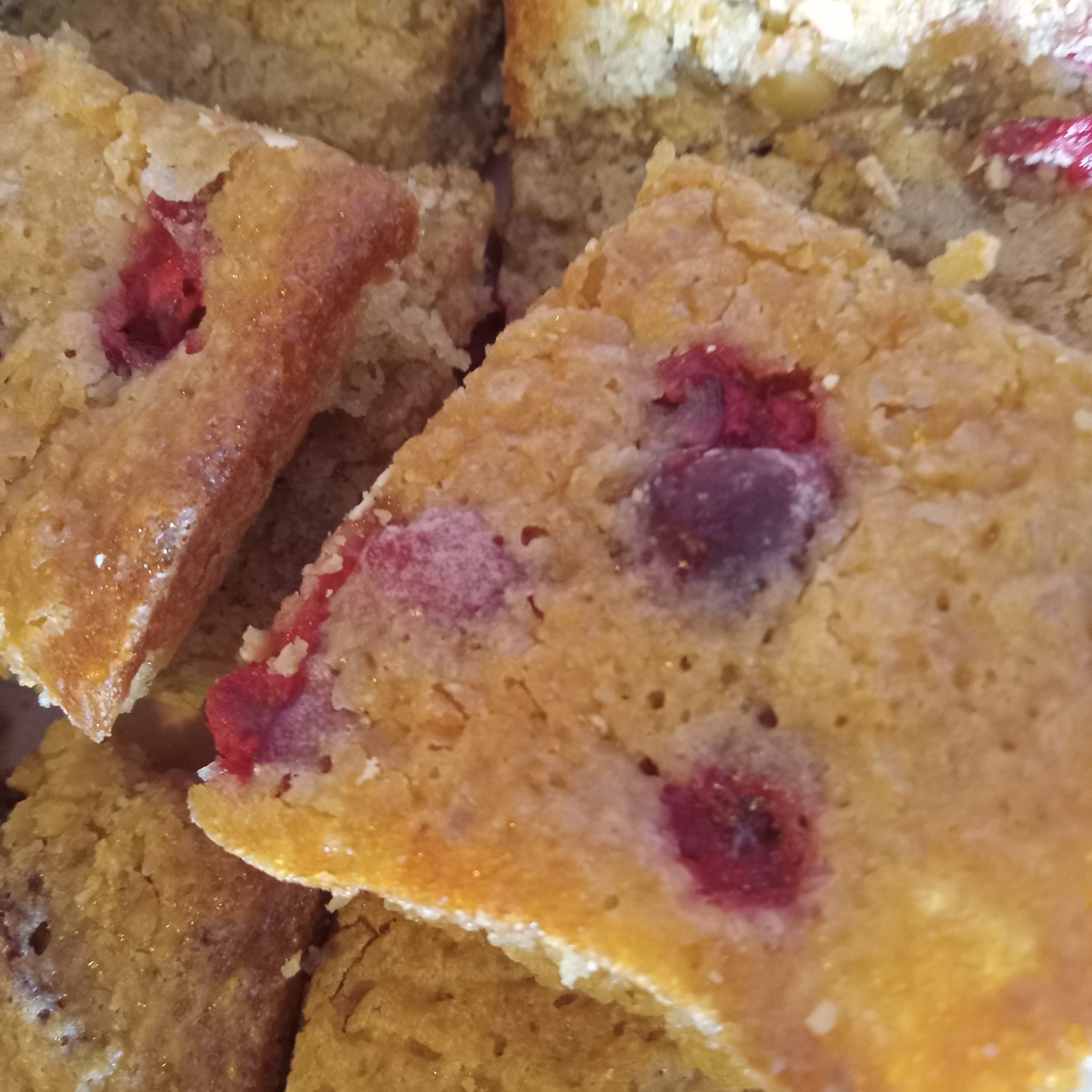 white chocolate cranberry bars