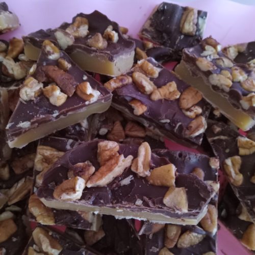 Southern chocolate pecan toffee homemade toffee recipe pecan toffee holiday toffee chocolate pecan candy Southern holiday treats easy toffee recipe buttery toffee chocolate toffee for gifts Southern desserts