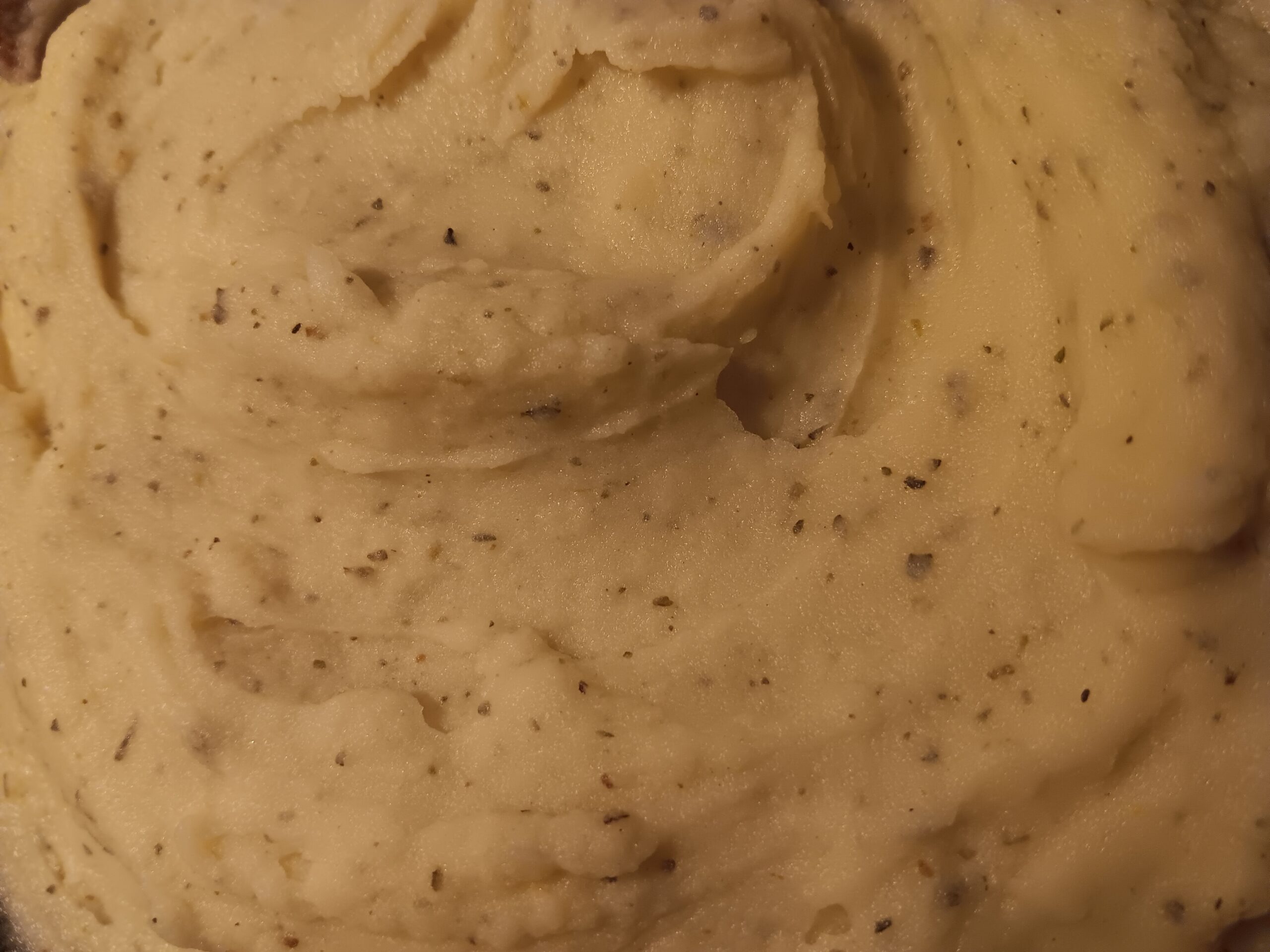 Read more about the article How to Make Garlic Herb Mashed Potatoes Like a Pro