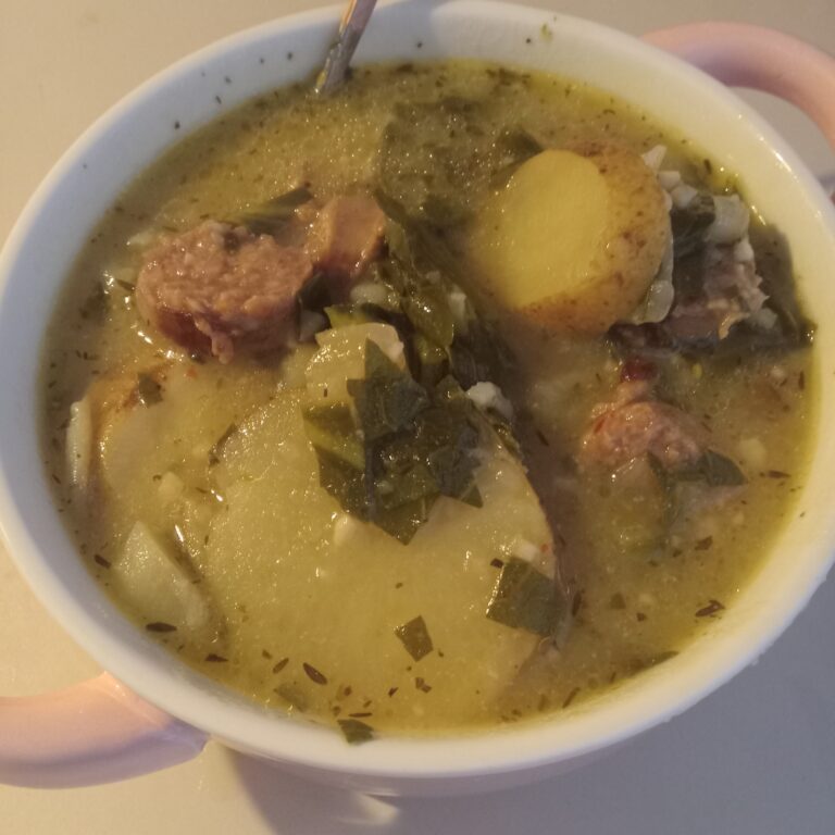 Easy Zuppa Toscana Soup with a Healthy Spin