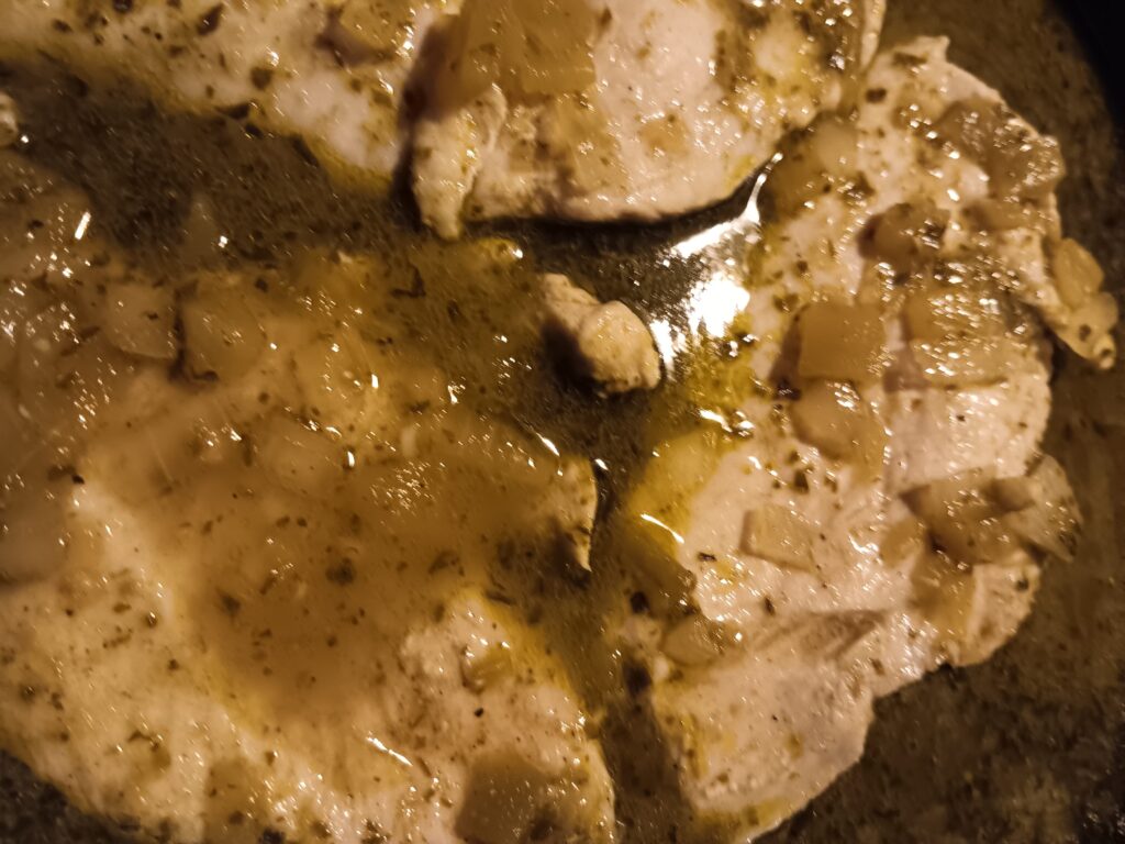 Green Chili Pesto Chicken, Southern skillet recipe, pesto chicken skillet, green chili chicken, quick weeknight meals, Southern comfort food